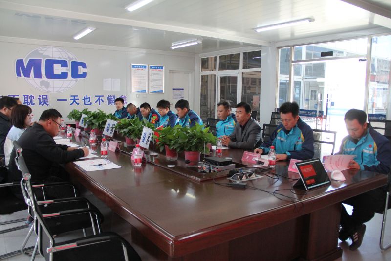 2.黨支部書記講解西柏坡革命故事,學習“西柏坡精神”內(nèi)涵